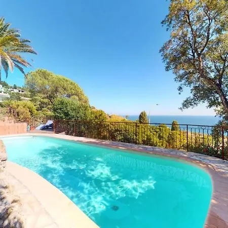 Villa Des Amis *